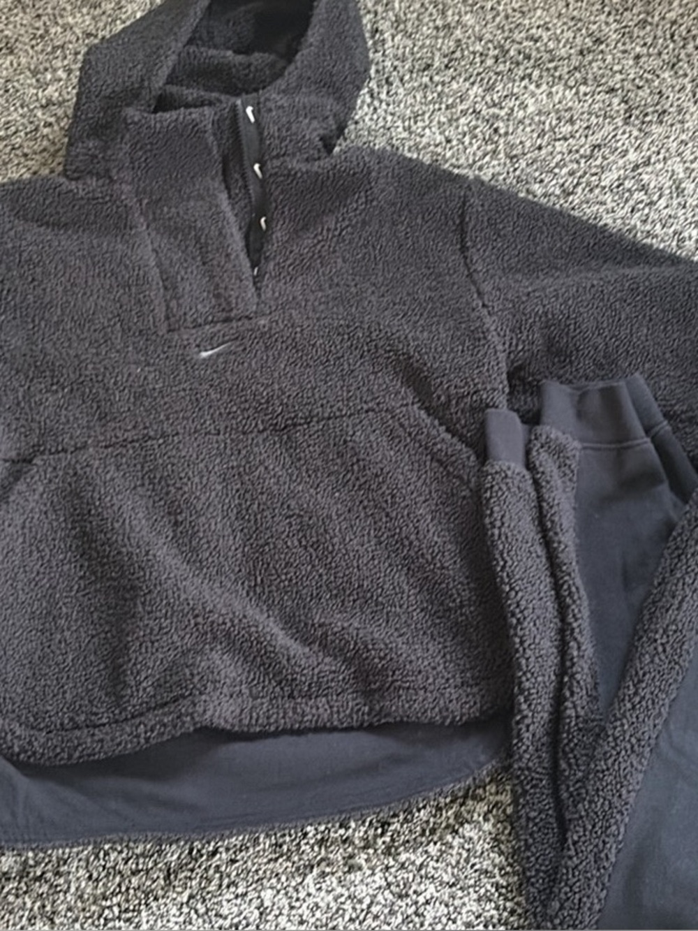 Nike Kids Black Zip-Up Sherpa hooded sweatshirt and joggers Matching Set